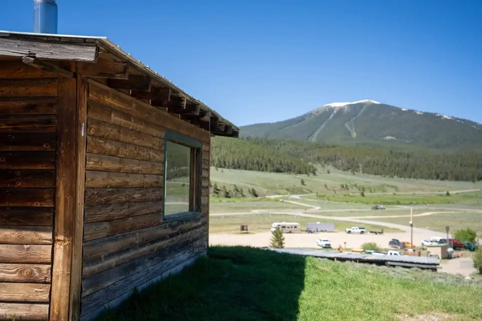 Cabin 1 — photo 4 of 12