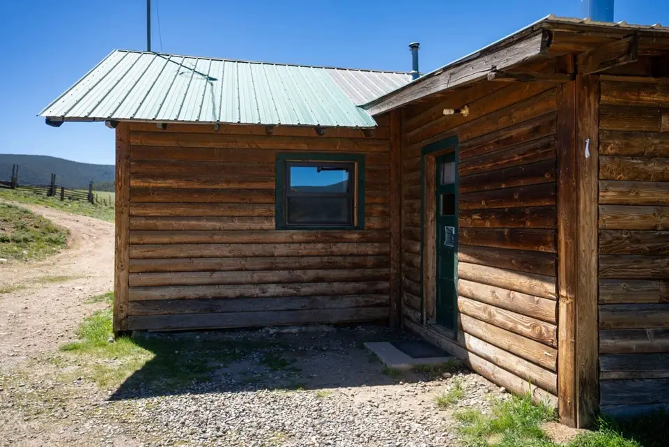 Cabin 1 — photo 5 of 12