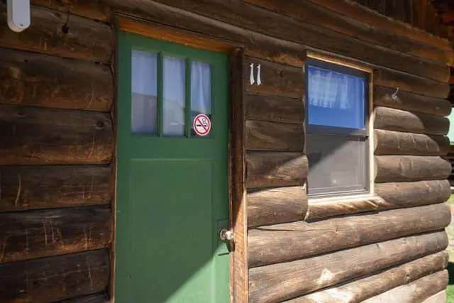 Cabin 11 — photo 6 of 9