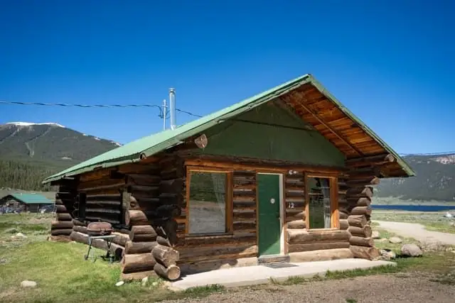 Cabin 12 — photo 2 of 12
