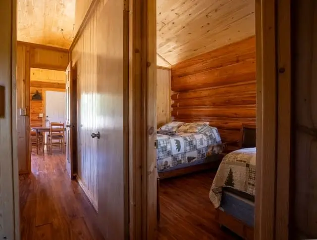Cabin 12 — photo 5 of 12