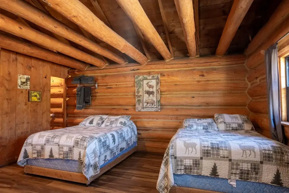 Inside Cabin 16