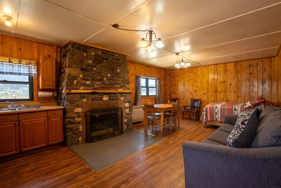 Inside Cabin 18