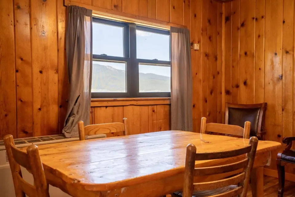 Cabin 18 — photo 9 of 12
