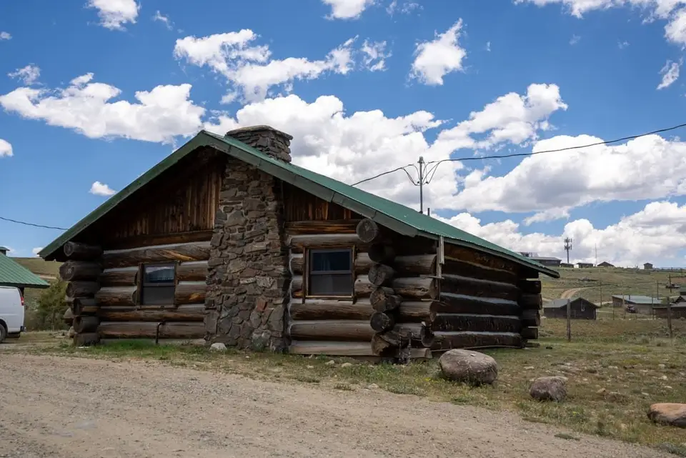 Cabin 19 — photo 11 of 12