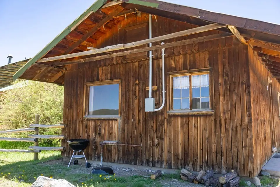 Cabin 21 — photo 2 of 14