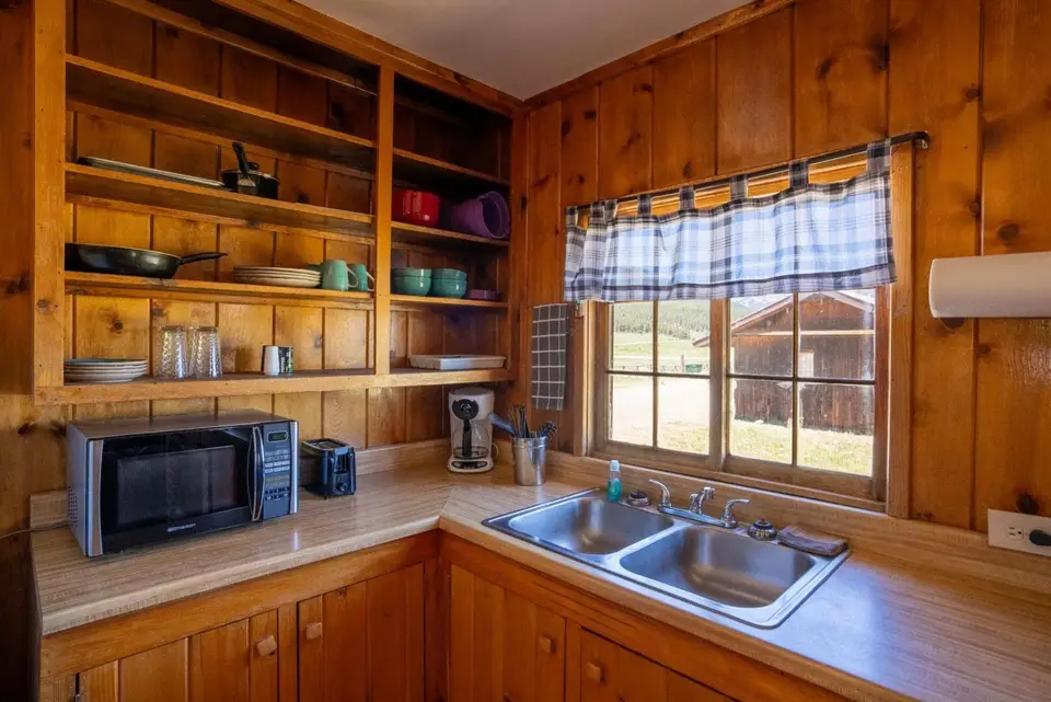 Cabin 21 — photo 7 of 14