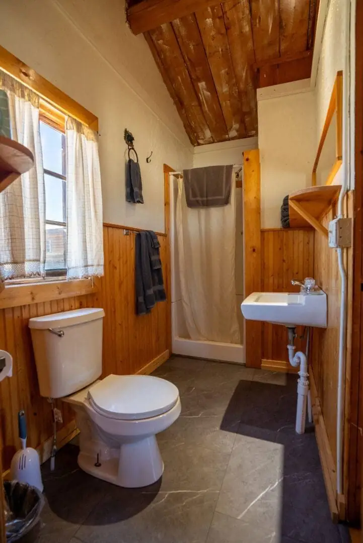 Cabin 30 — photo 8 of 15