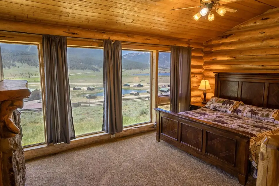 Inside Cabin 34
