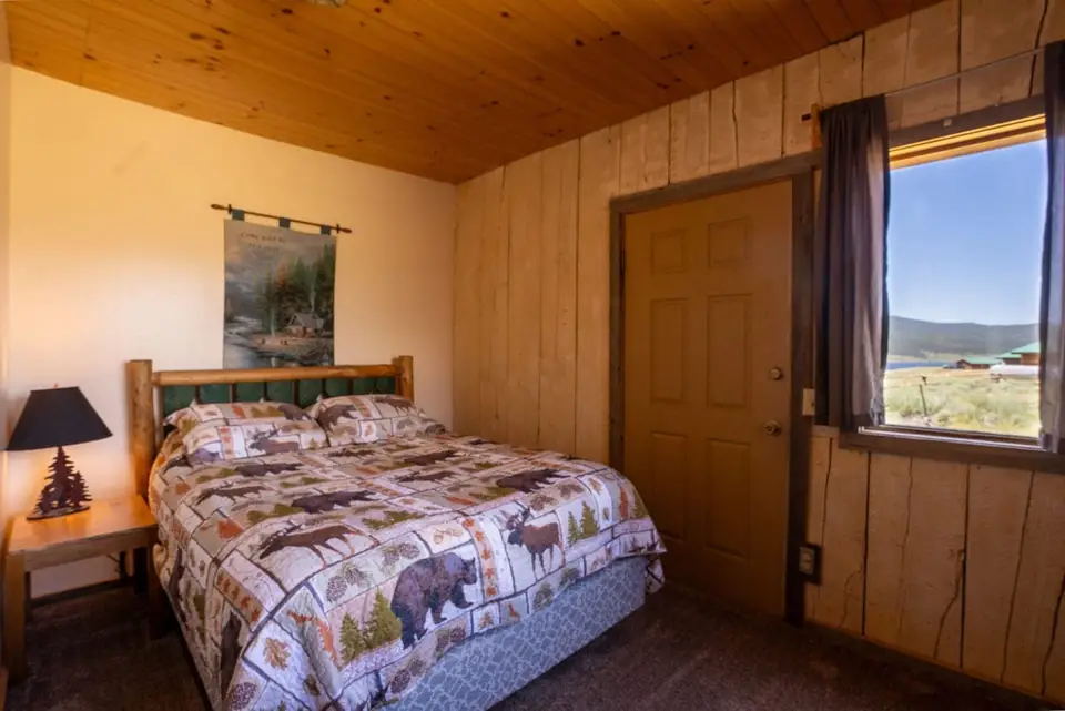 Cabin 34 — photo 17 of 32
