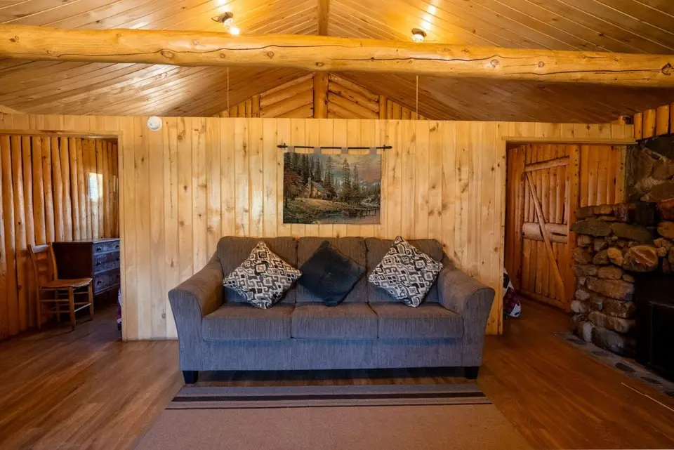 Cabin 7 — photo 11 of 12