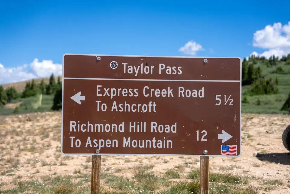 Taylor Pass — photo 8 of 14